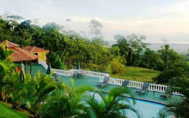 Arenal Waterfall Lodge Villas