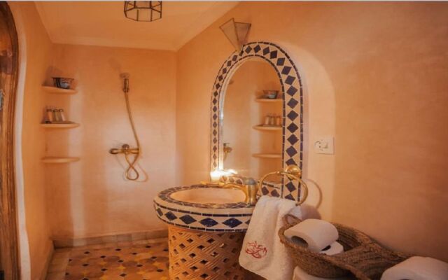 Riad Ikalimo 1
