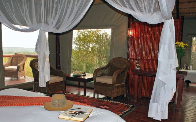 Zwahili Game Lodge & Spa