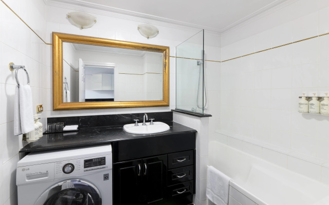 Adina Apartment Hotel Brisbane Anzac Square