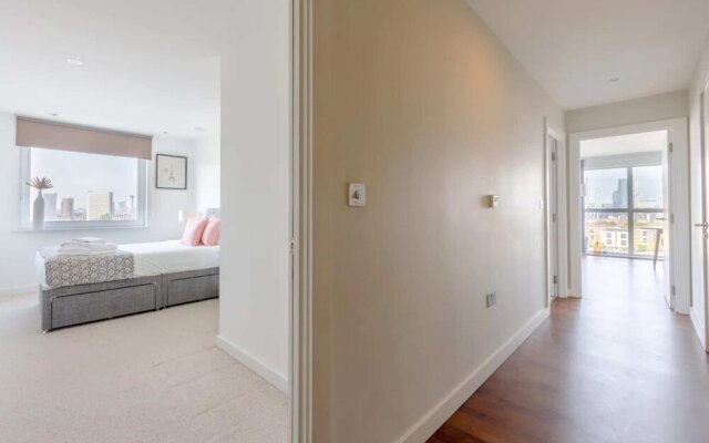 2BD Flat Overlooking the River Thames! - Greenwich
