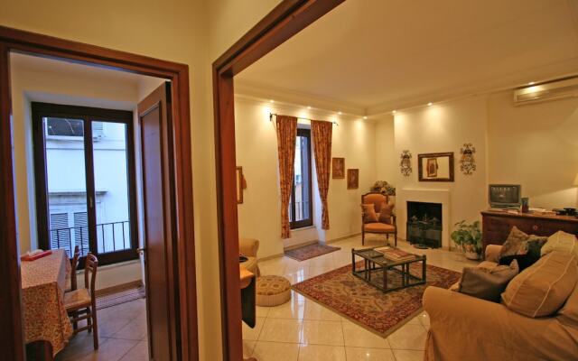 Parione Apartment