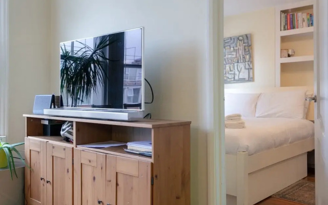 Cosy 1 Bedroom Flat in Shepherd's Bush