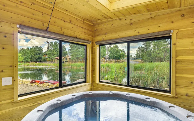 Pond Access & Private Dock: Lakeside Cabin