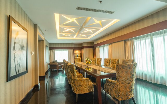 Manhattan Hotel Jakarta