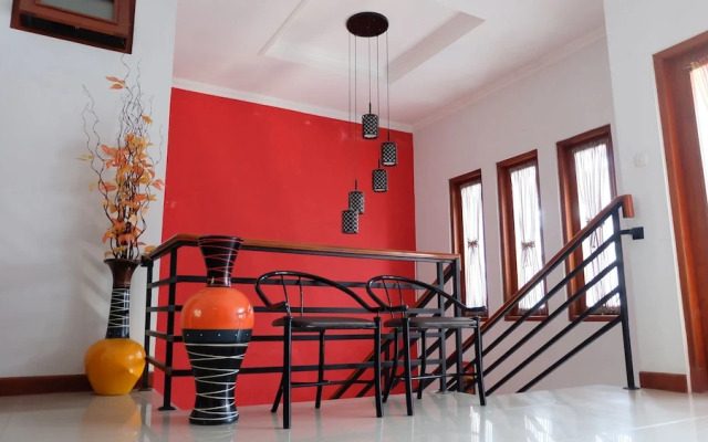 Homestay Jogja dekat Ambarukmo by Simply Homy