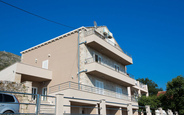 Overwhelming Mediterranean Sunset Apartments