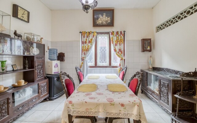 RedDoorz Hostel near Alun Alun Selatan Jogja