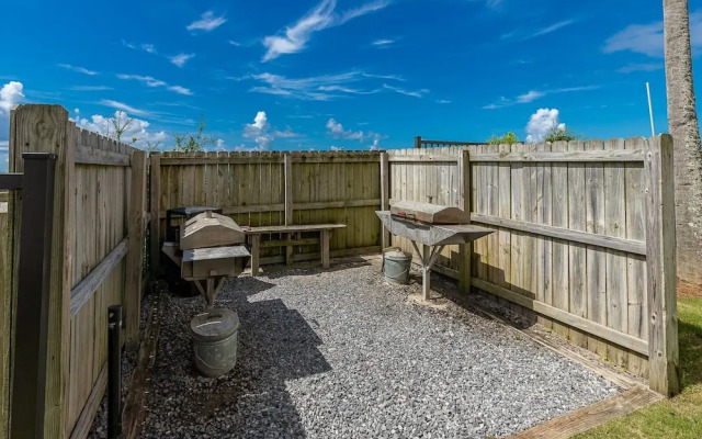 Colonnades 1403 4 Bedroom Condo
