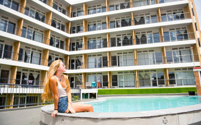 BUNK Surfers Paradise - International Backpacker Hostel