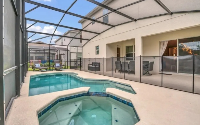 Beautiful 12 Bedrooms House 4473 12 Villa