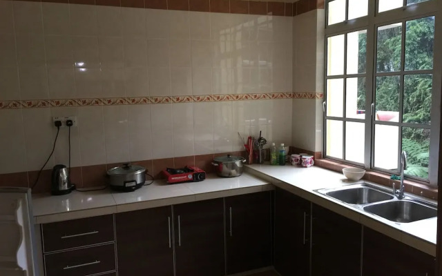 Cameron Highlands Premier Apartment @ Crown Imperial Court