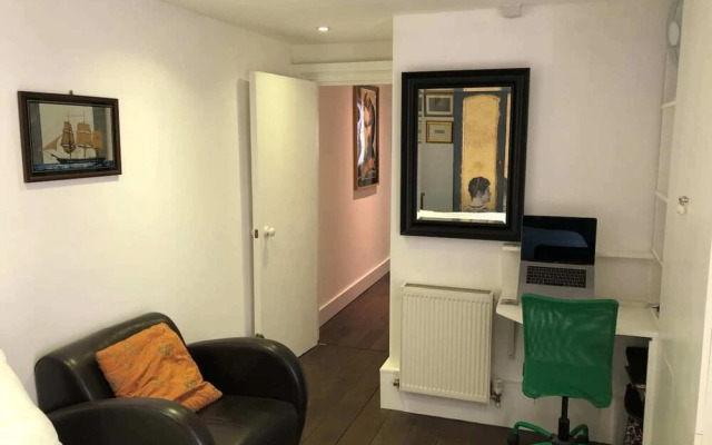 Cozy 2 Bedroom Flat in the Heart of Brighton