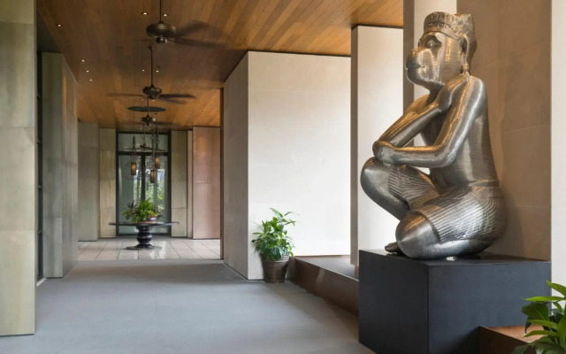 Rosewood Phnom Penh