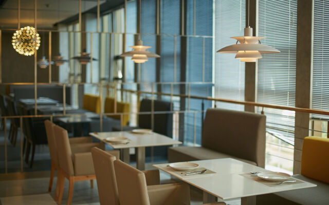 Holiday Inn Express Leshan City Square by IHG