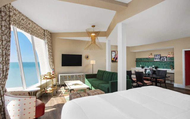 Bellwether Beach Resort