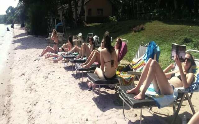 Ssese Islands Beach Hotel - Hostel