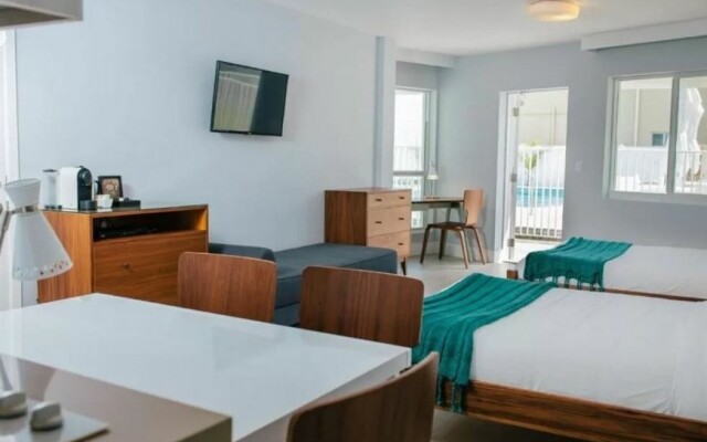 Tides Inn Hotel