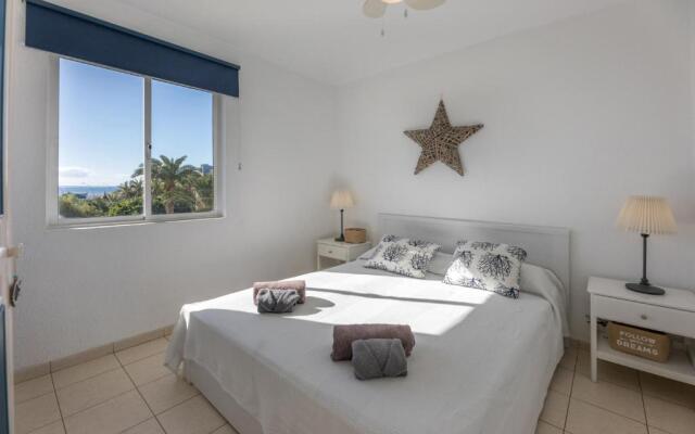 beach at 250 m, ocean view, 2 bedrooms, Wi-Fi