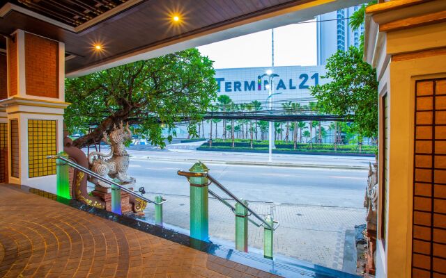 Floral Hotel  Dolphin Circle Pattaya