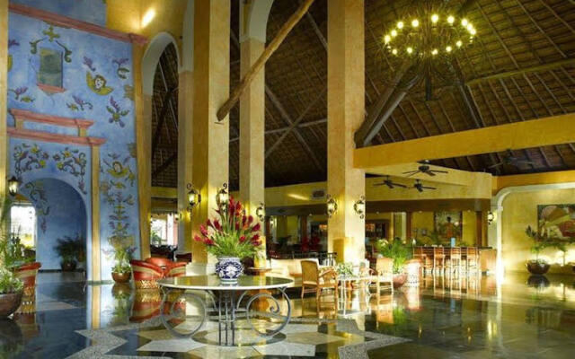 Grand Palladium Colonial Riviera Maya All Inclus