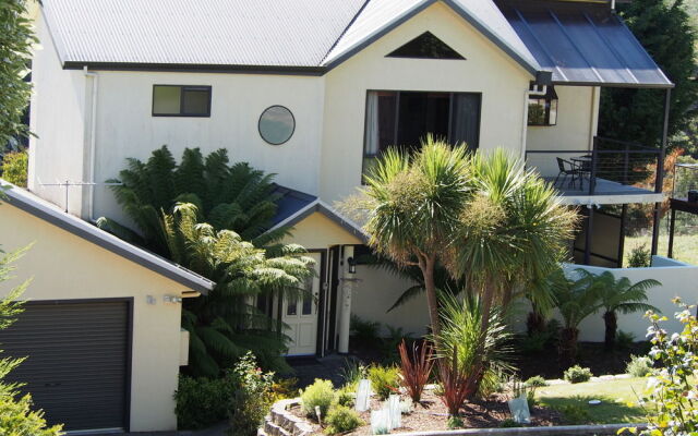 Launceston Bed and Breakfast Retreat