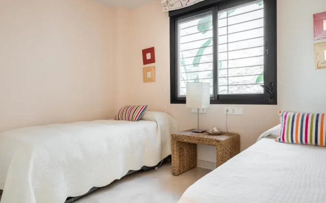 Espectacular terraza con vistas al mar