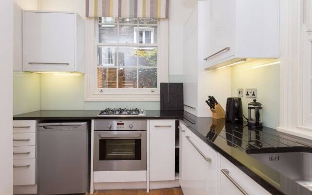 Bright 1 Bedroom Flat