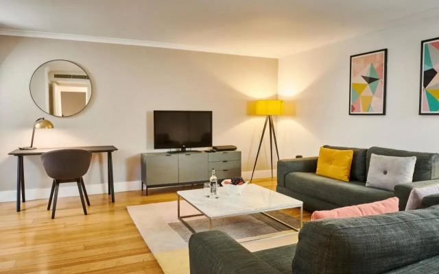 Monarch House Serviced Apartments
