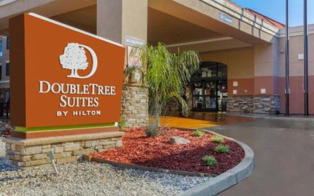 DoubleTree Suites by Hilton Hotel Sacramento - Rancho Cordova