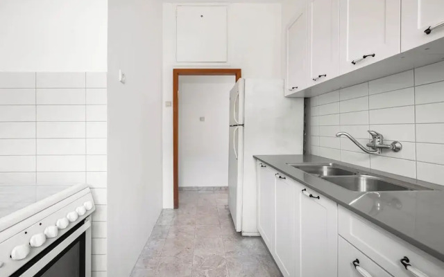Ben Yehuda Green Charm by Sea N' Rent