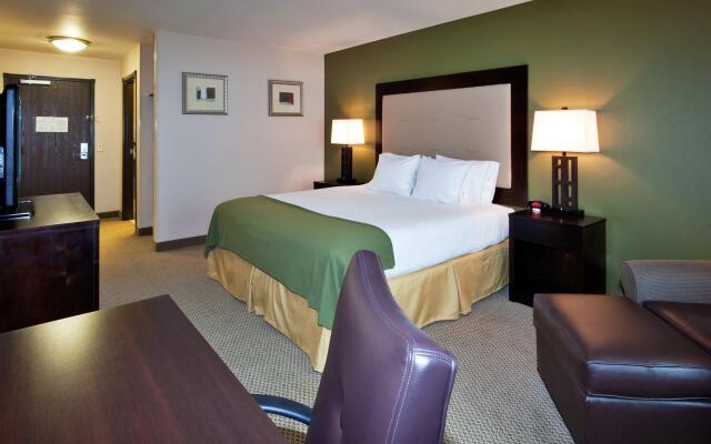 Holiday Inn Express & Suites Dewitt (Syracuse) by IHG