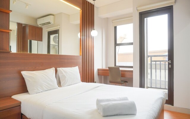 Relaxing And Homey Studio Transpark Cibubur Apartment