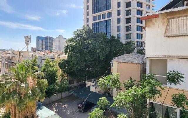 Luxury 3 Bdr Apartment Neve Tzedek #N17