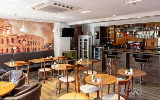 Bela Vista Service Residence