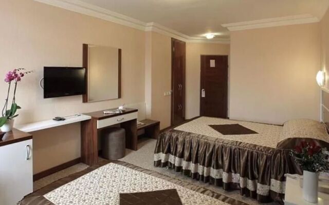Grand Verda Hotel