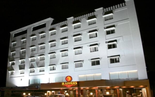 Hotel Maharaja Classic Inn