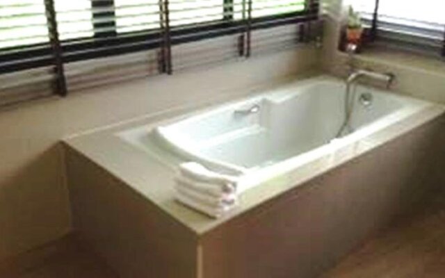 Phoom Resort & Spa