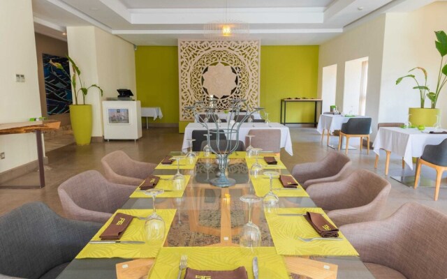 Ag Hotel