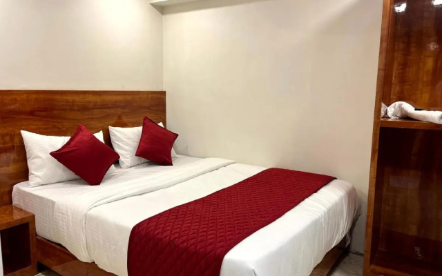 Hotel Belmond Prime- Near NESCO