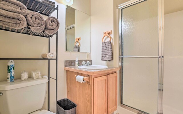 Downtown Loft Apartment, Steps to Riverfront!