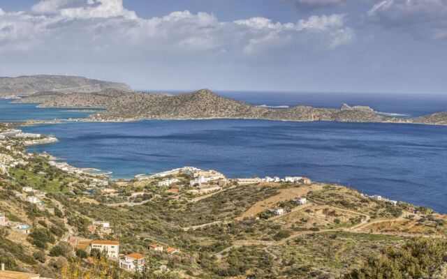 Adrakos Apartments - Adults Only