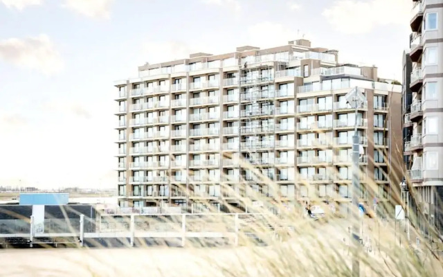 Beachside Stay With Views