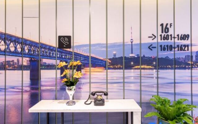 Atour Hotel Wuhan Tiandi Hankou Riverside