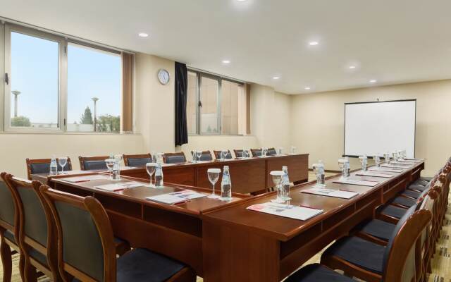 Ramada Plaza by Wyndham Gence