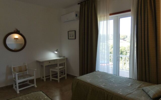 Hostal Port Fornells - Adults Only