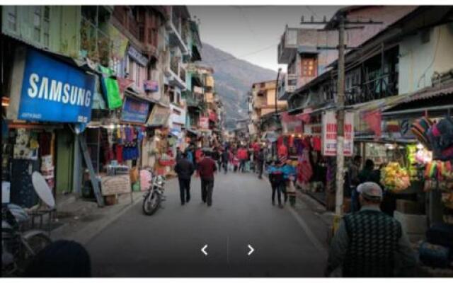 Excellent Stay at Mall