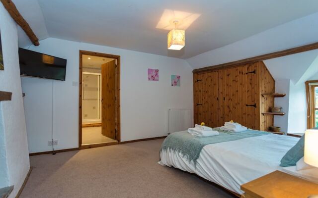 Prixford Barton 6 Bedrooms