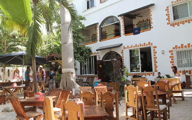 Bendito Rancho Hostel