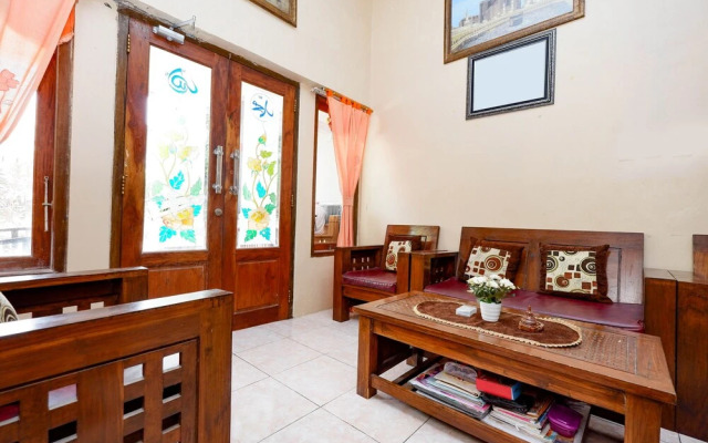 OYO 2430 Lisshaffa Homestay